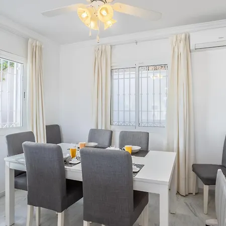 Casa Chloe Villa Nerja